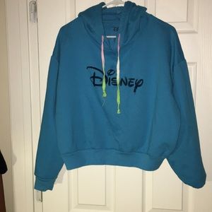 Disney cropped hoodies (XXL)